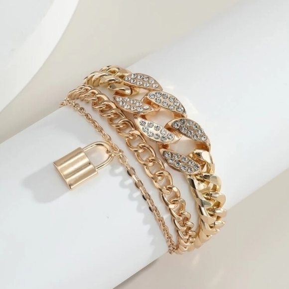 Fashion Jewelry Jewelry - Rhinestone lock Layered Chain Bracelet